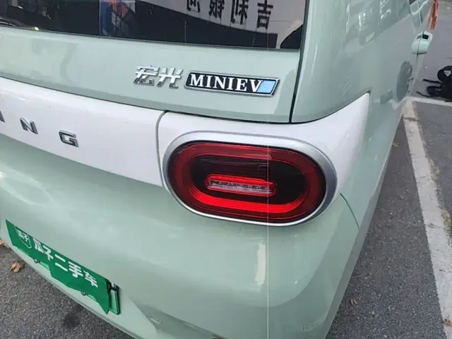 Wuling Hongguang Mini EV — Фото автомобиля 7