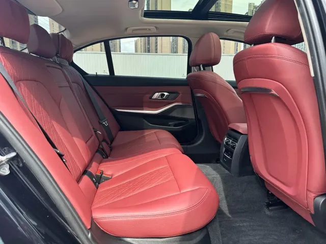 BMW 3 Series — Фото автомобиля 19