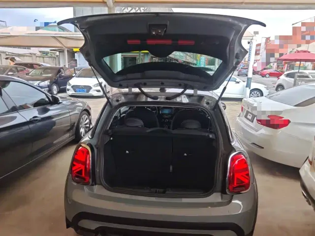 MINI Hatch — Фото автомобиля 18