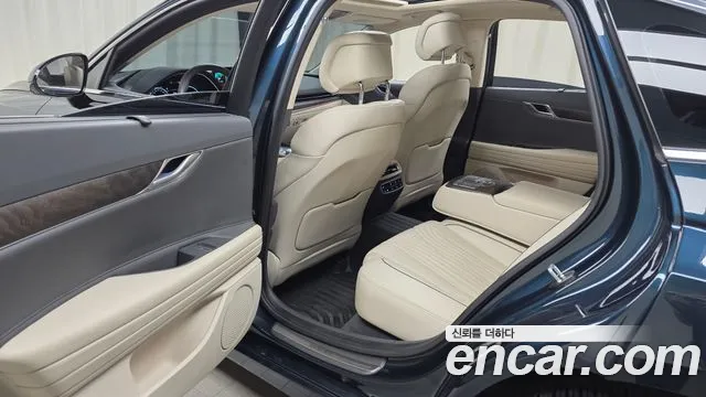 Genesis G80 Бензин 3.5 турбо AWD — Фото автомобиля 11