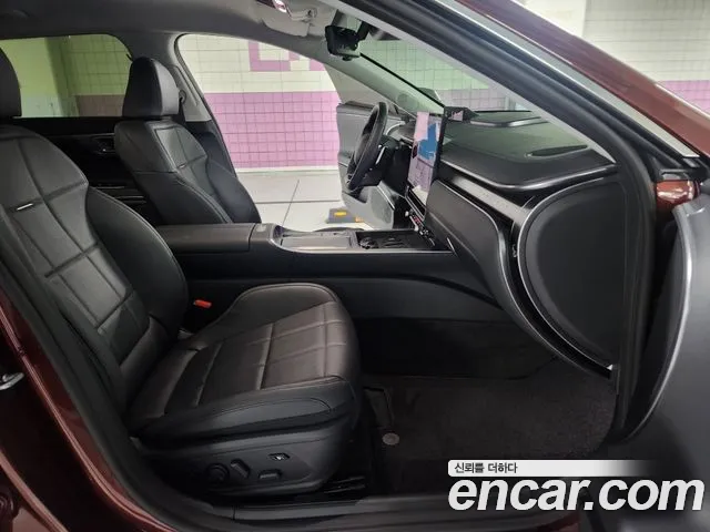 Hyundai Grandeur GN7 — Фото автомобиля 14