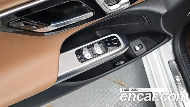 Mercedes-Benz E-Class W214 — Фото автомобиля 19