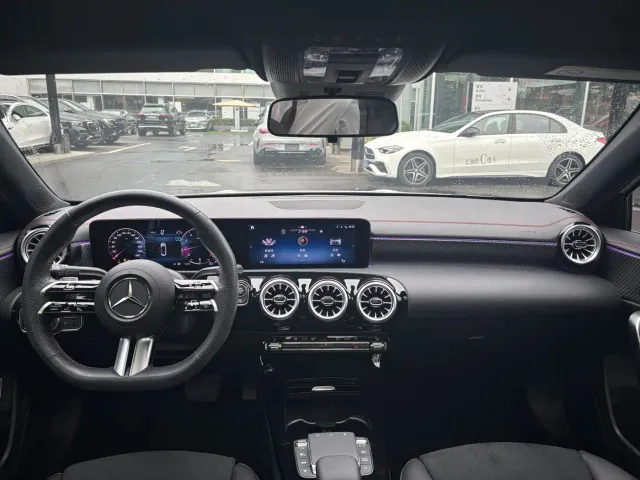 Mercedes-Benz A-Class — Фото автомобиля 8