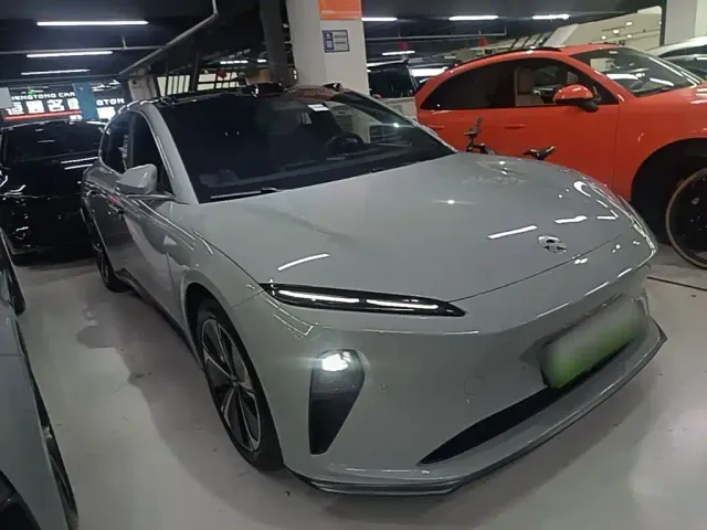 Nio ET5 Touring — Фото автомобиля 3