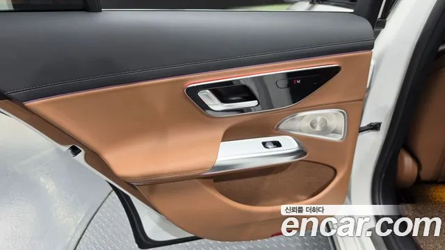 Mercedes-Benz E-Class E-класс W214 E300 4MATIC Exclusive — Фото автомобиля 24