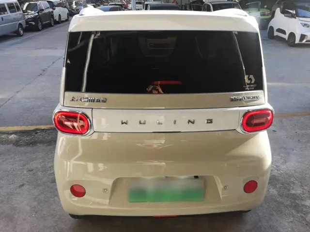 Wuling Hongguang Mini EV — Фото автомобиля 5