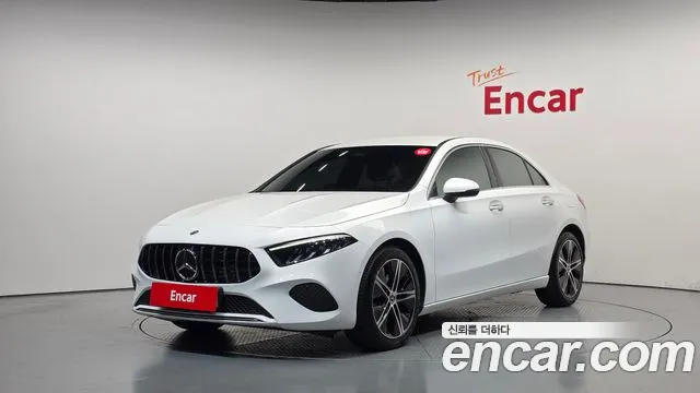 Фотография автомобиля — Mercedes-Benz A-Class W177