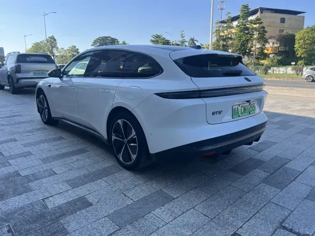 Nio ET5 Touring — Фото автомобиля 5
