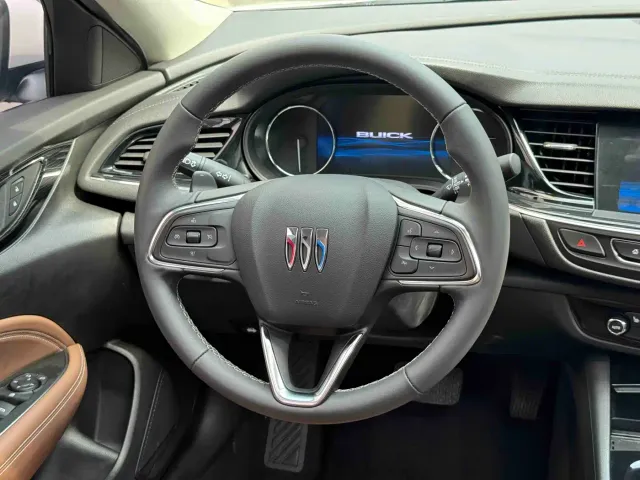 Buick Regal — Фото автомобиля 14
