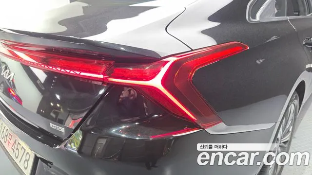 Kia K8 Hybrid — Фото автомобиля 8