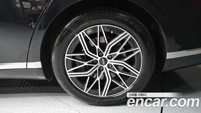 Genesis G90 Бензин 3.5 турбо AWD — Фото автомобиля 6