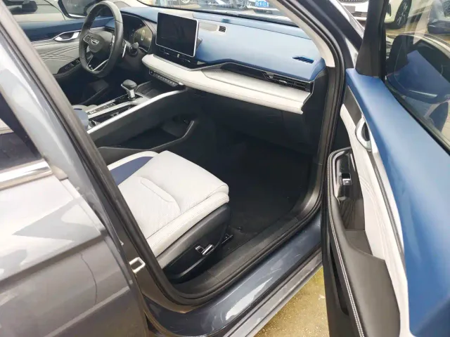Geely Xingrui — Фото автомобиля 13