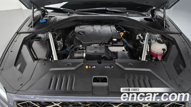 Genesis GV70 2.5T Бензин AWD — Фото автомобиля 6