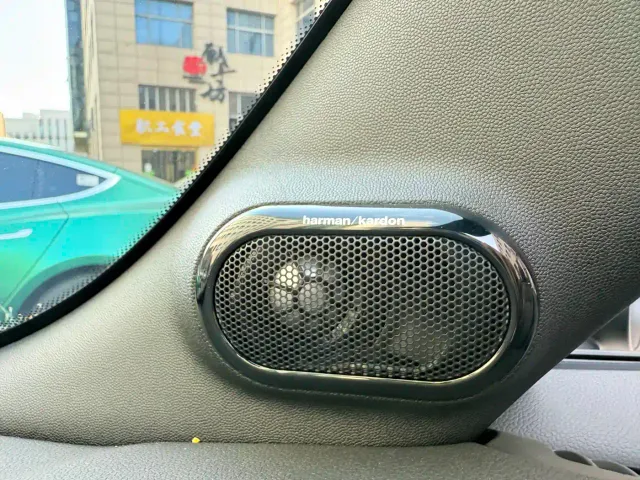 MINI Hatch — Фото автомобиля 12