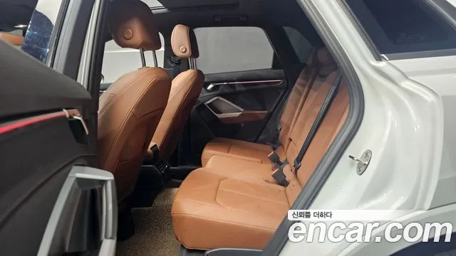 Audi Q3 35 TDI Premium — Фото автомобиля 11