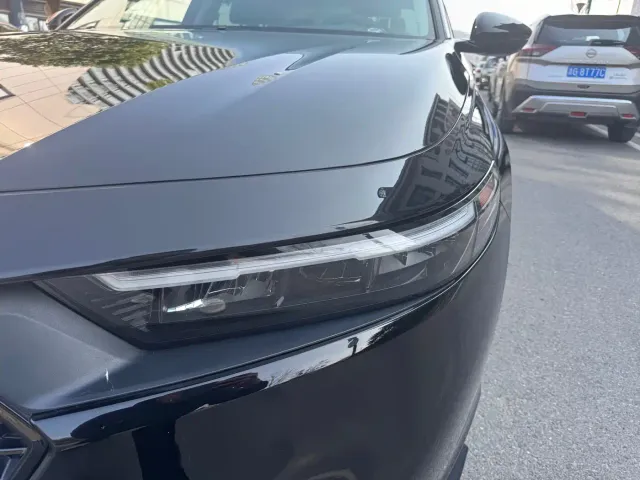 Honda Accord — Фото автомобиля 4