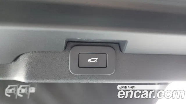 Land Rover Discovery — Фото автомобиля 20