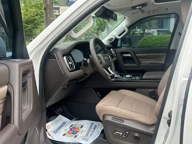 BAIC BJ60 — Фото автомобиля 6