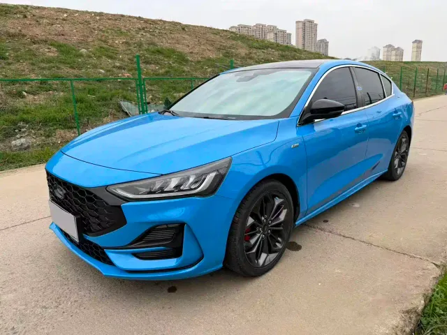 Фотография автомобиля — Ford Focus