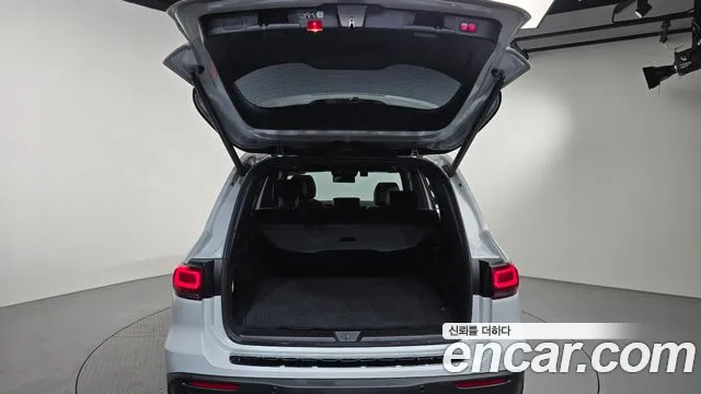 Mercedes-Benz EQB X243 — Фото автомобиля 24