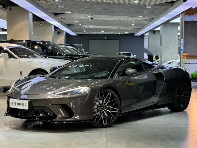 McLaren GT — Фото автомобиля 2