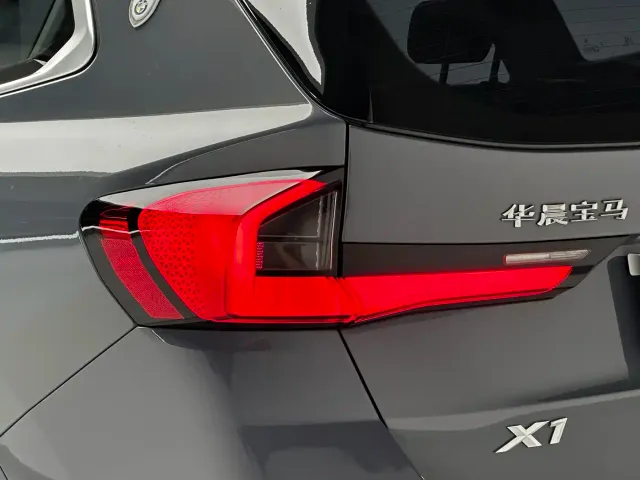 BMW X1 — Фото автомобиля 20
