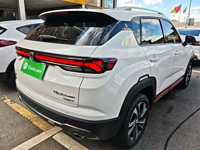 Changan CS35 Plus — Фото автомобиля 6