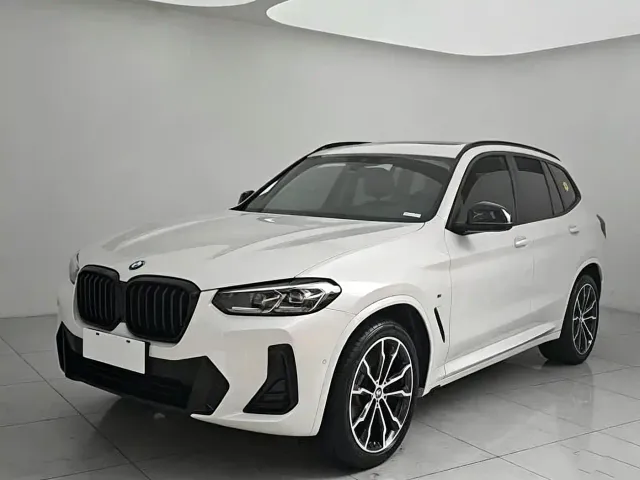 Фотография автомобиля — BMW X3