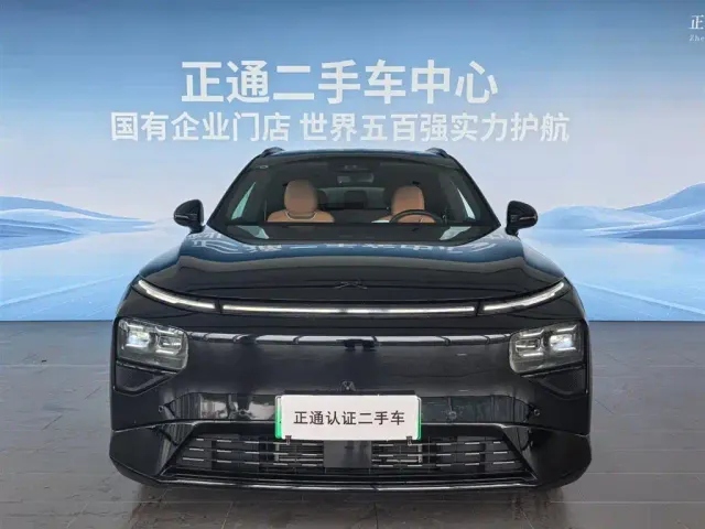 Xpeng G9 — Фото автомобиля 2