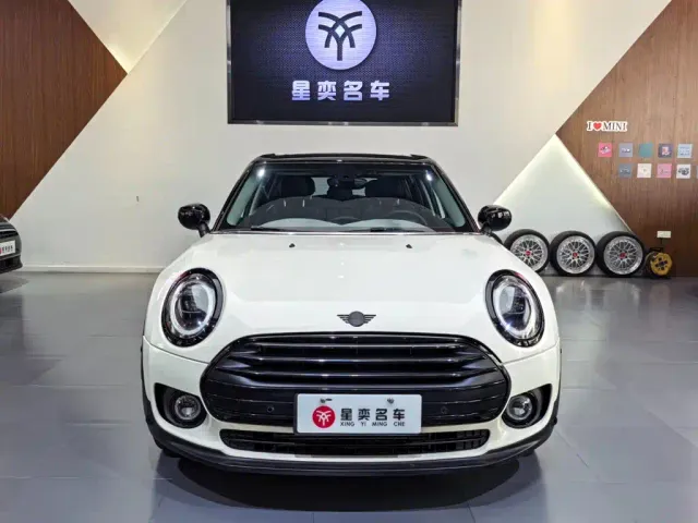 MINI Clubman — Фото автомобиля 2