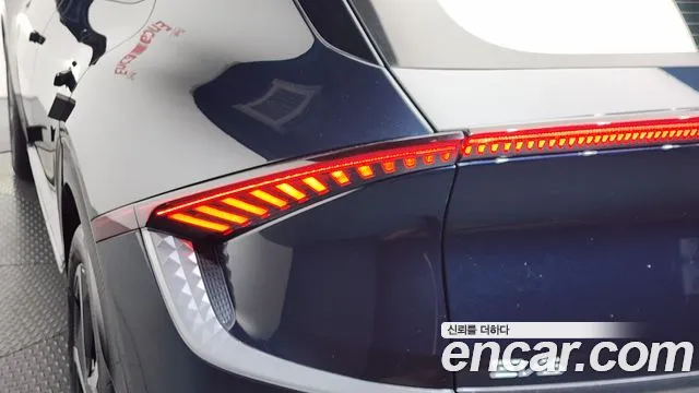 Kia EV6 — Фото автомобиля 22