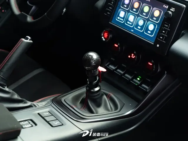 Subaru BRZ — Фото автомобиля 8