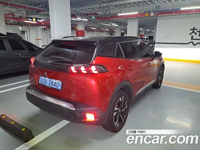 Peugeot 2008 Generation 2 — Фото автомобиля 4