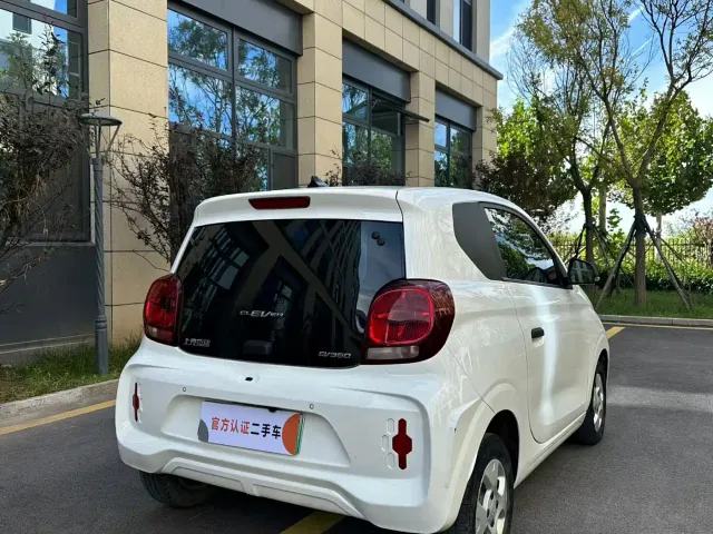 Roewe Clever — Фото автомобиля 9