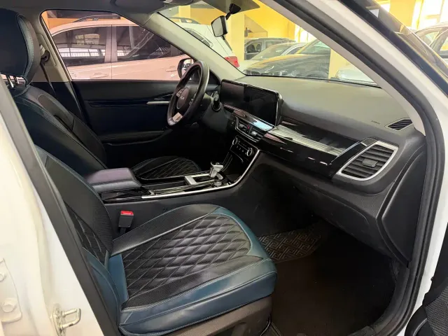 Kia Seltos — Фото автомобиля 4