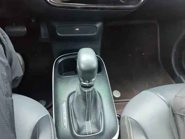 Roewe Clever — Фото автомобиля 13