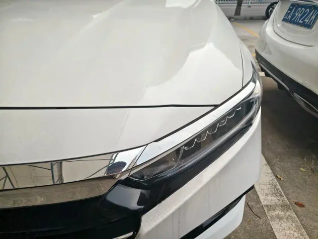 Honda Accord — Фото автомобиля 5