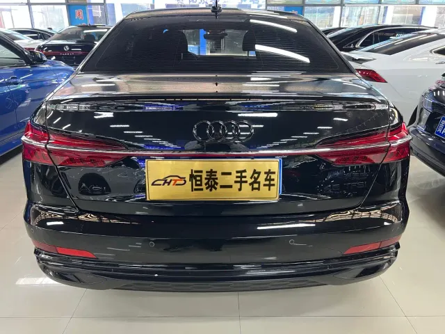 Audi A6L — Фото автомобиля 9