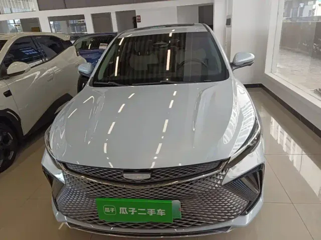 Geely Emgrand L — Фото автомобиля 2