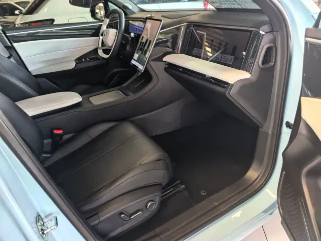 Geely Galaxy L7 — Фото автомобиля 9