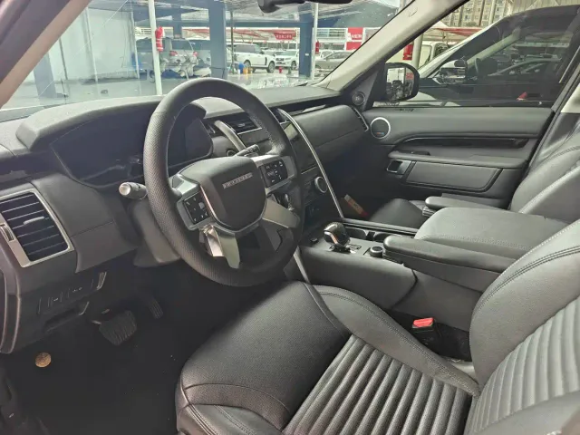 Land Rover Discovery — Фото автомобиля 4
