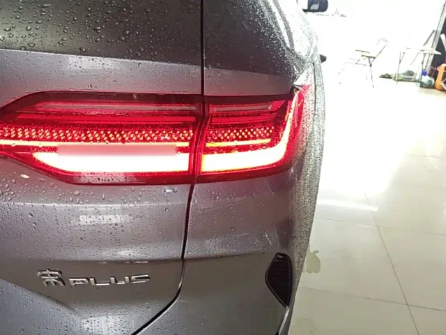 BYD Song PLUS — Фото автомобиля 7