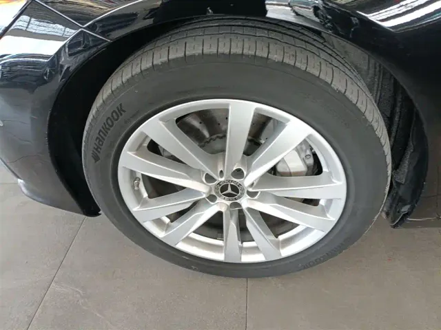 Mercedes-Benz S-Class — Фото автомобиля 22