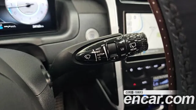Hyundai Tucson Tucson (NX4) Бензин 1.6 турбо 2WD — Фото автомобиля 15