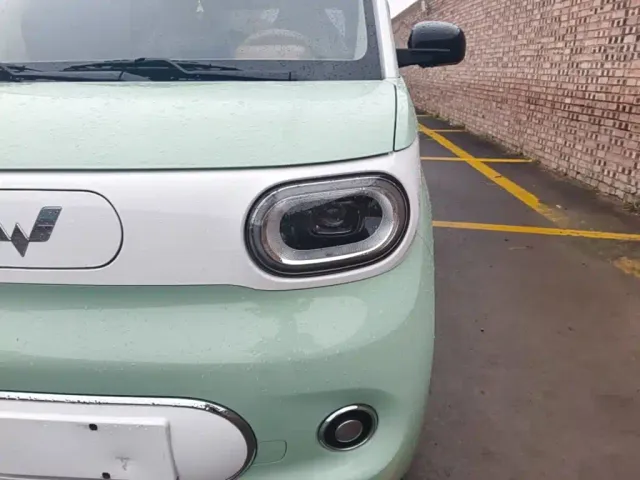 Wuling Hongguang Mini EV — Фото автомобиля 23