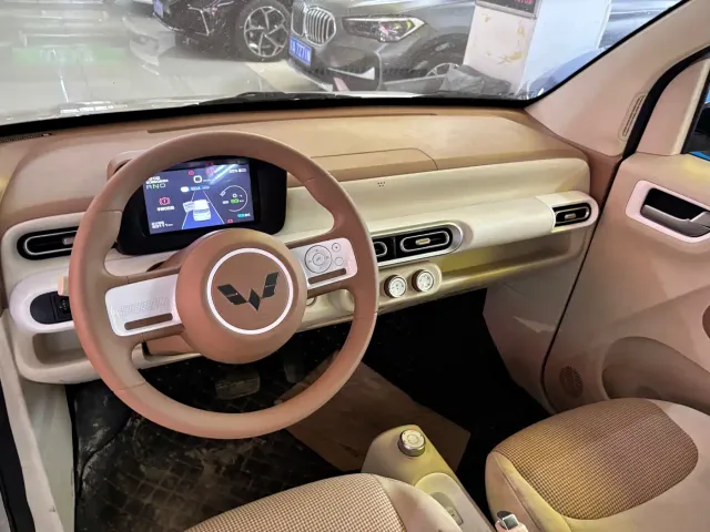 Wuling Hongguang Mini EV — Фото автомобиля 8