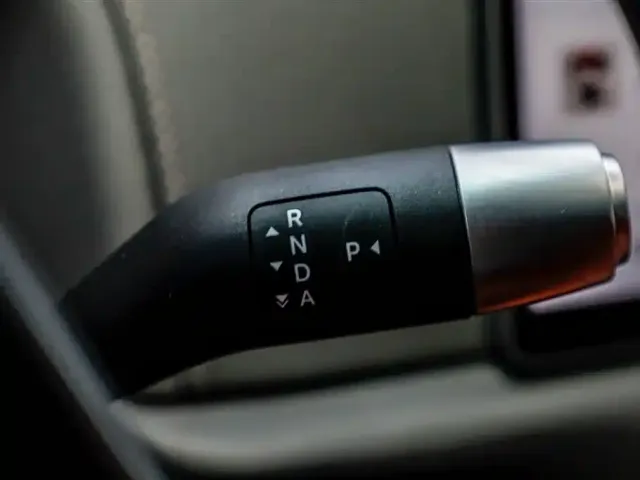 Li Auto Li L8 2025 Ultra Smart Renewal Edition — Фото автомобиля 18