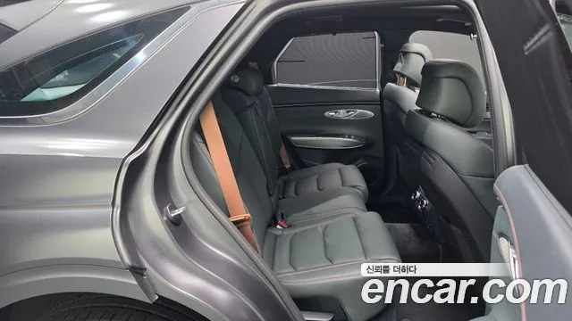 Genesis GV70 3.5T Бензин AWD — Фото автомобиля 10