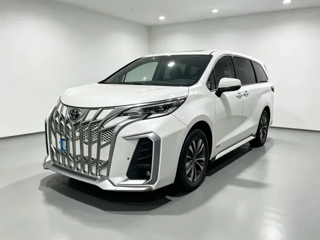 Фотография автомобиля — Toyota Granvia