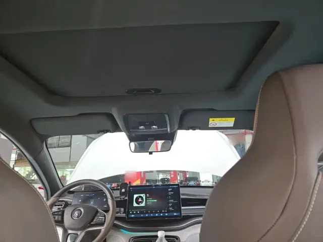 BYD Qin PLUS — Фото автомобиля 17